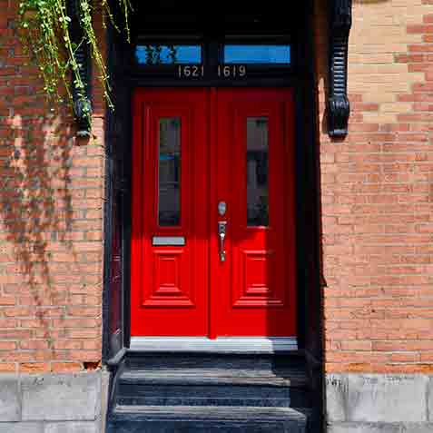 porte d'entrée rouge
